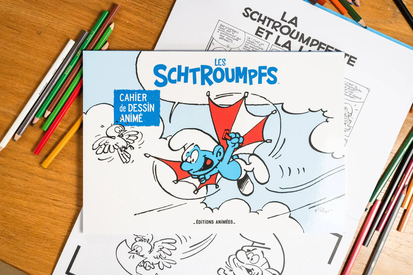 Cahier de dessin animé - les schtroumpfs - 3 ans+