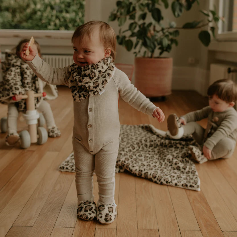 Cache cou en velours - rien que des bêtises